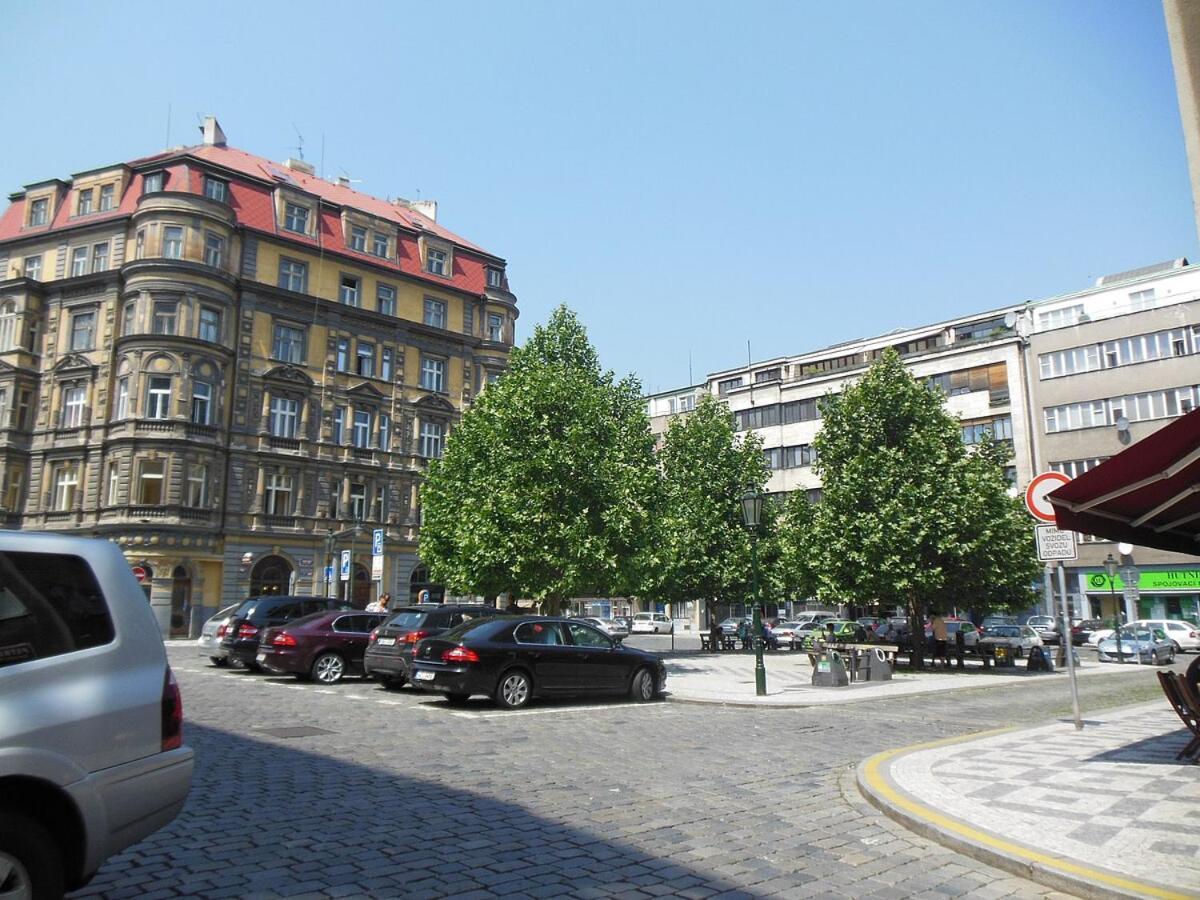 Lanoblessa Lägenhet Prag Exteriör bild