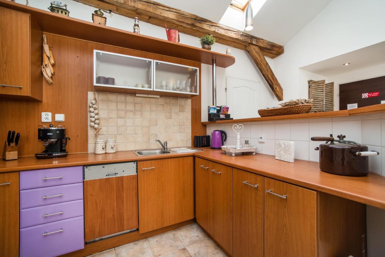 Lanoblessa Lägenhet Prag Exteriör bild