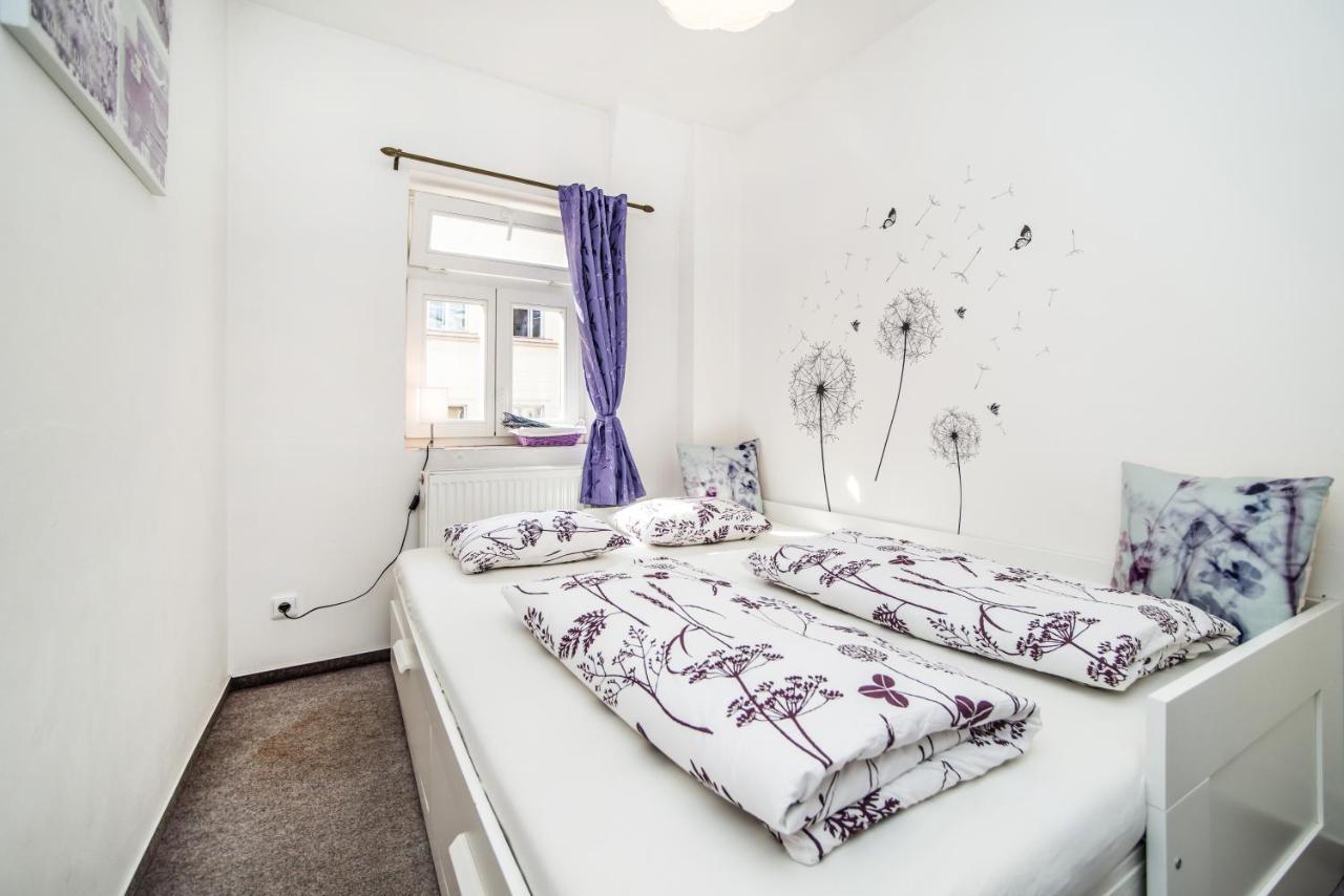 Lanoblessa Lägenhet Prag Exteriör bild